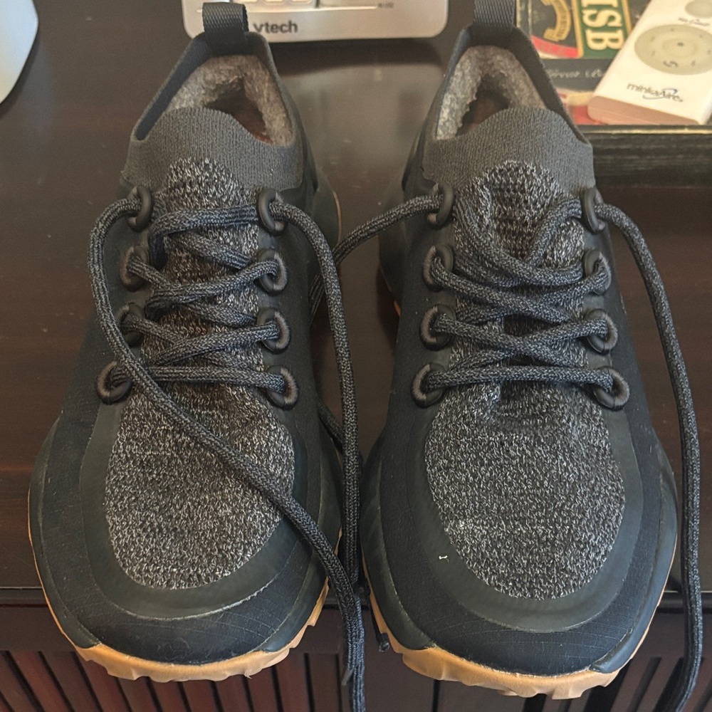 Allbirds Womens Trail Runners - Like New, excellent condition